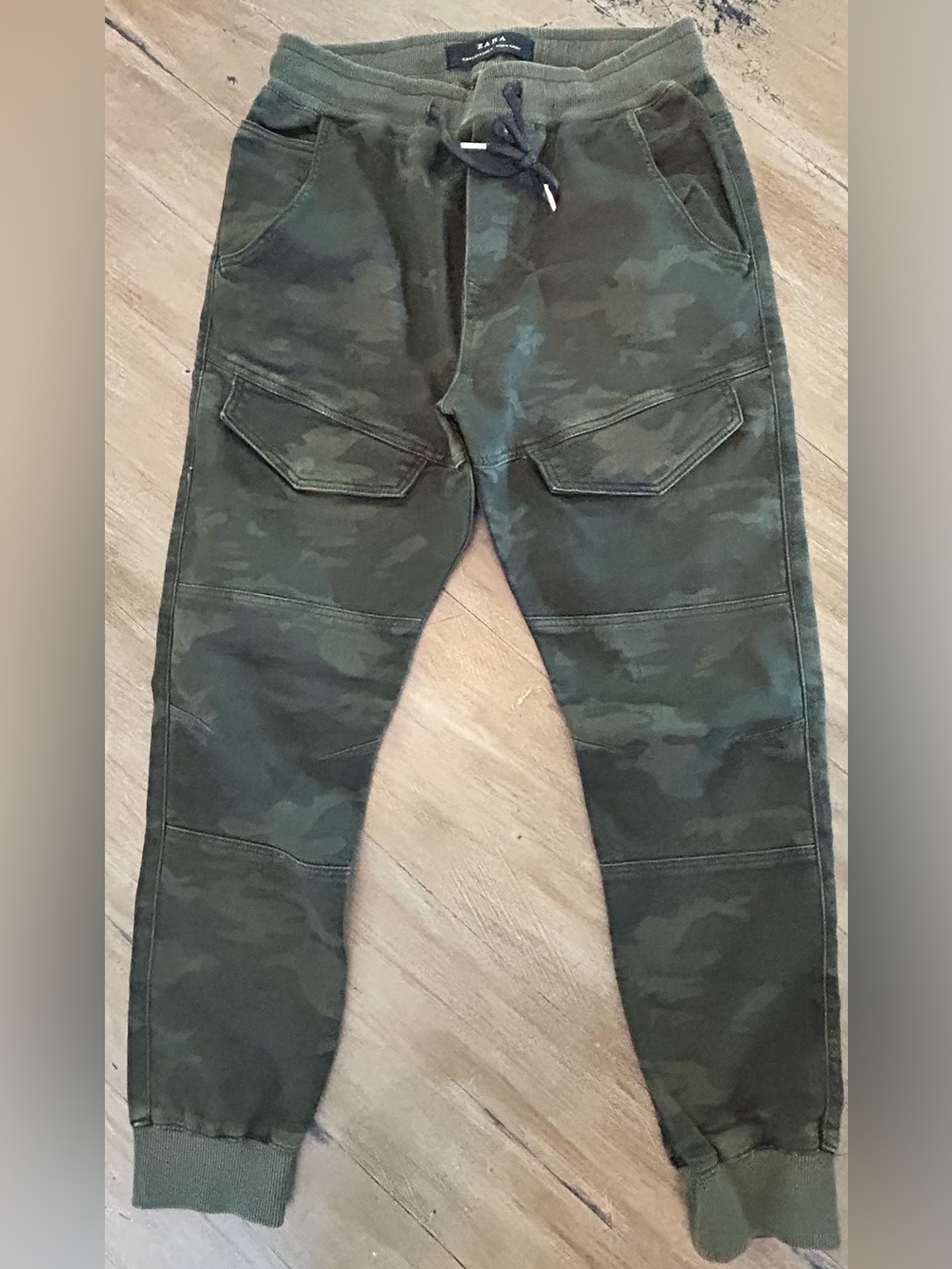 Zara Olive Camo Cargo Jogger Pants